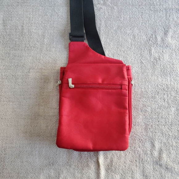 Travelon Anti-Theft Crossbody and Wallet - Picture 9 of 12